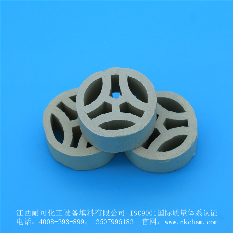 陶瓷三丫环